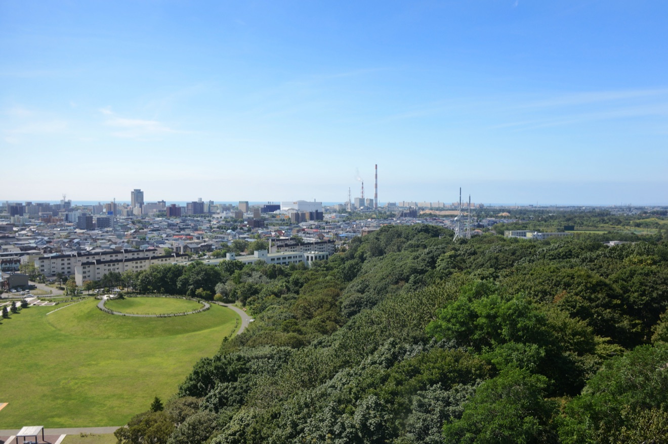 苫小牧の市街地を見渡す風景